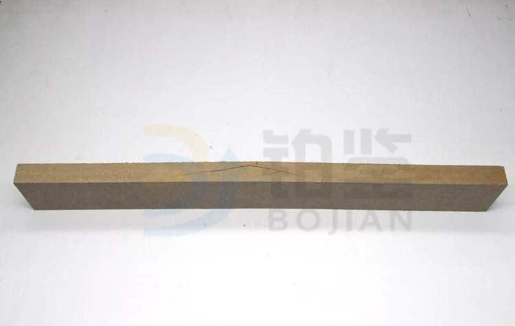 人造板靜曲強(qiáng)度試驗(yàn)后 人造板靜曲強(qiáng)度試驗(yàn)后