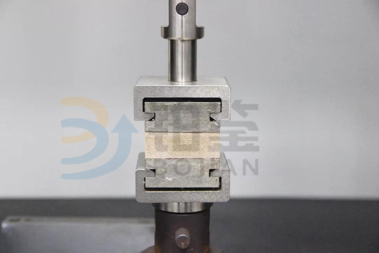 人造板內(nèi)結(jié)合強(qiáng)度試驗(yàn)前 人造板內(nèi)結(jié)合強(qiáng)度試驗(yàn)前