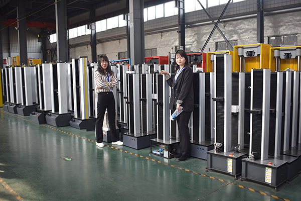 電子拉力試驗(yàn)機(jī)車間圖片 電子拉力試驗(yàn)機(jī)車間圖片