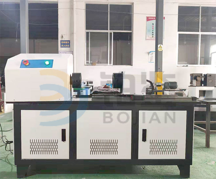 扭轉(zhuǎn)試驗(yàn)機(jī).jpg 扭轉(zhuǎn)試驗(yàn)機(jī).jpg